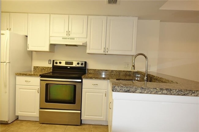 Photo - 10773 CLEARY Blvd Unit 107