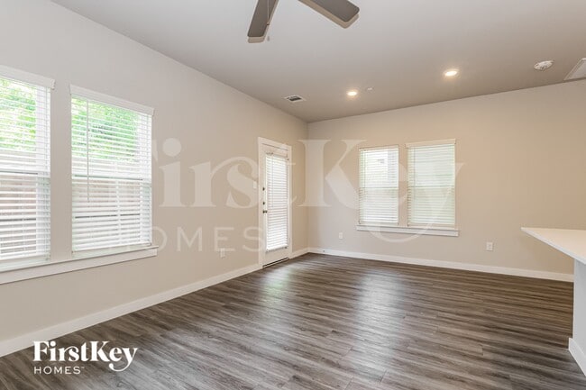 Photo - 18326 W Centro Cir