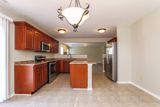 Photo - 10718 Pavilion Dr