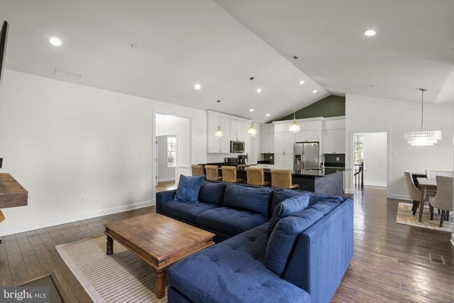 Photo - 17601 Crystal Spring Terrace