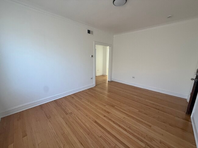 Photo - 5333 W Fullerton Ave Unit 1RFB