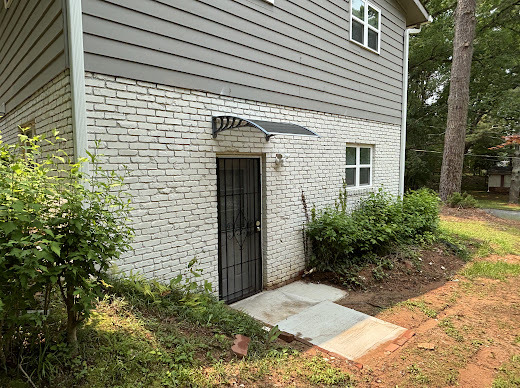 Building Photo - 3268 Briarwood Blvd Unit Briarwood Efficency Rental