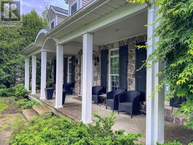 Photo - 207 Beacon Ln