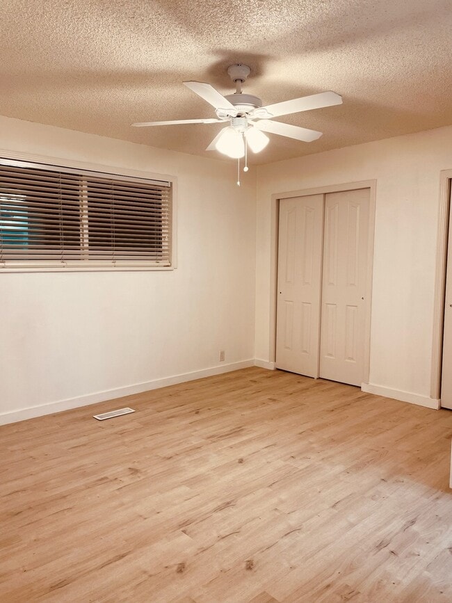 Photo - 844 S Roberta St Unit 4