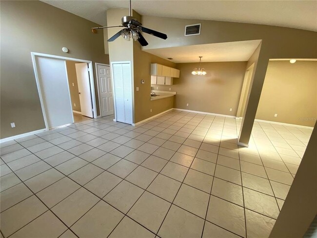 Photo - 755 Golden Sunshine Cir