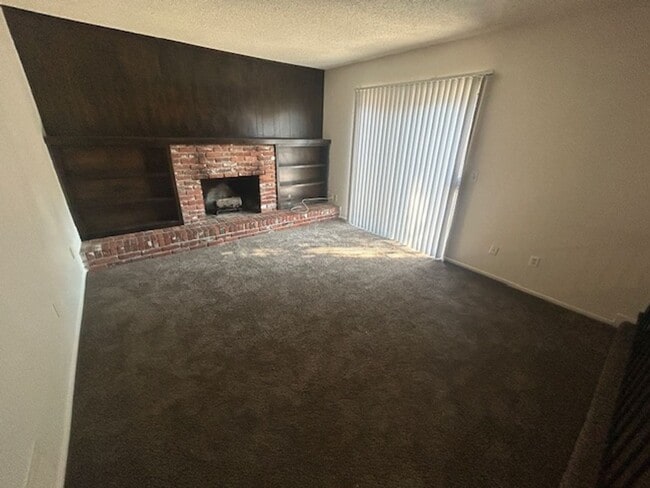 Photo - Clean 3 Bedroom, 2 Bathroom Affordable Hom...