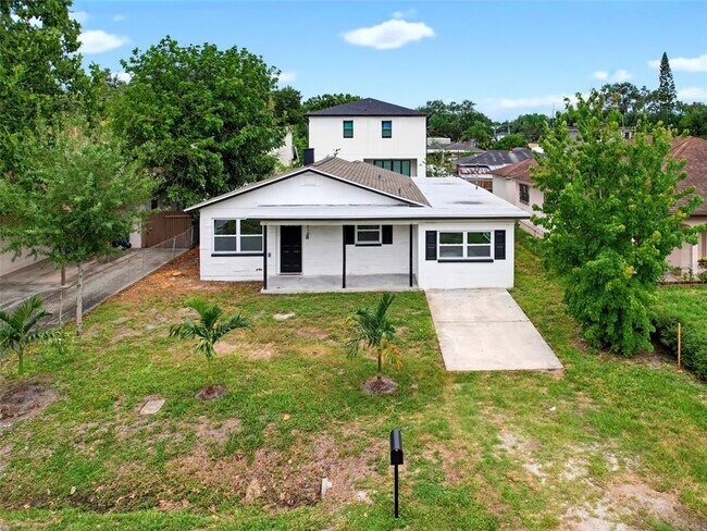 Photo - 3316 W Nassau St