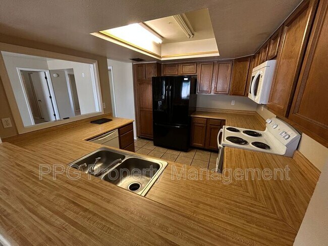 Photo - 6702 W Ruth Ave