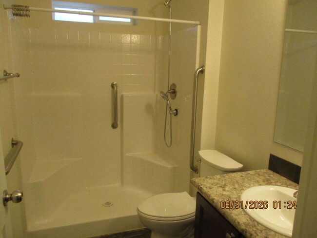 Photo - 1415 Flores Dr