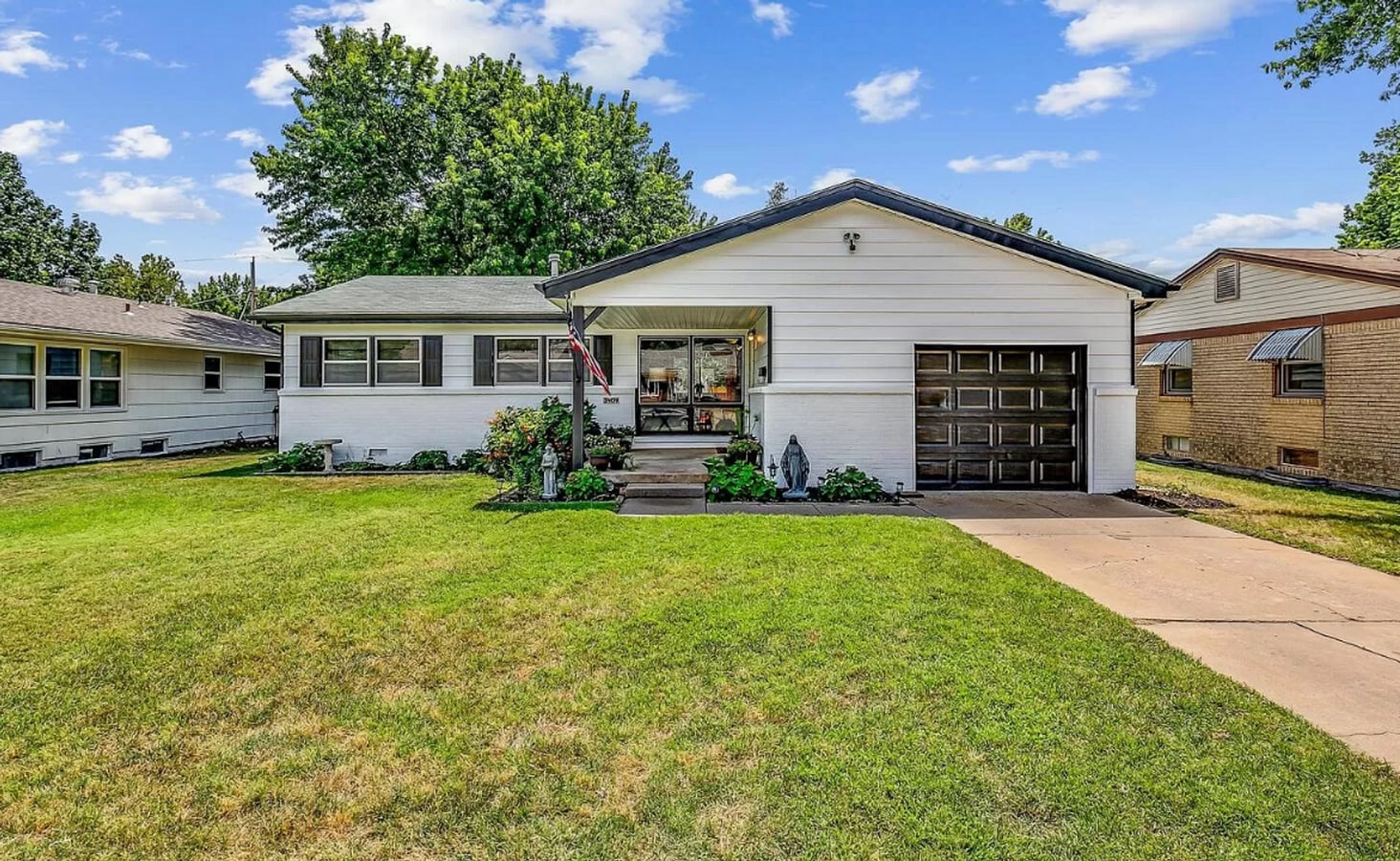 Perfect house ready to move into close to ... - Perfect house ready to move into close to ...