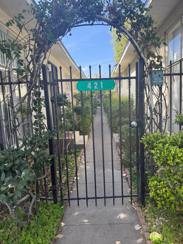 Photo - 421 E Cedar Ave Unidad B