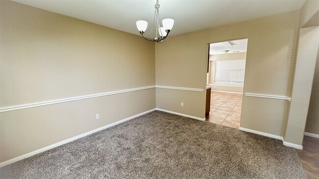 Photo - 374 Lake View Dr