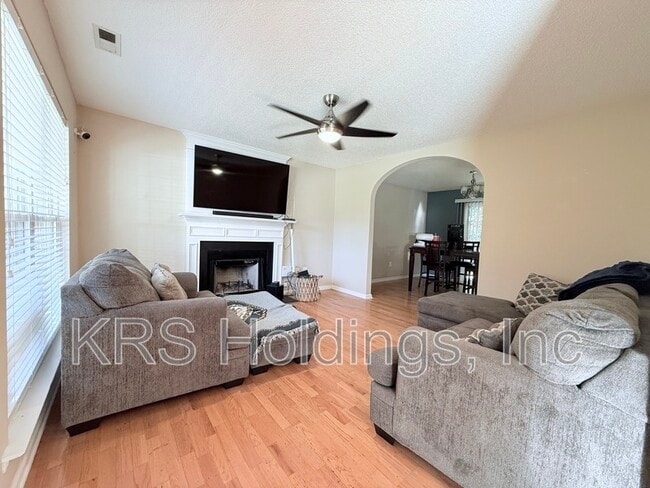 Photo - 4209 Fawn Glen Dr