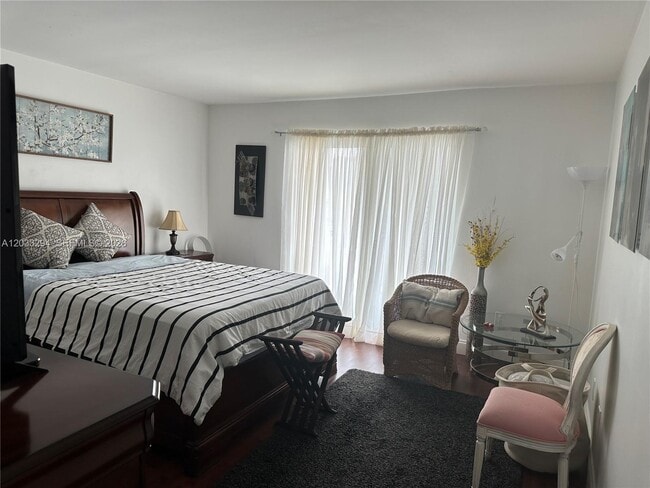 Photo - 1610 Lenox Ave. Unit 412