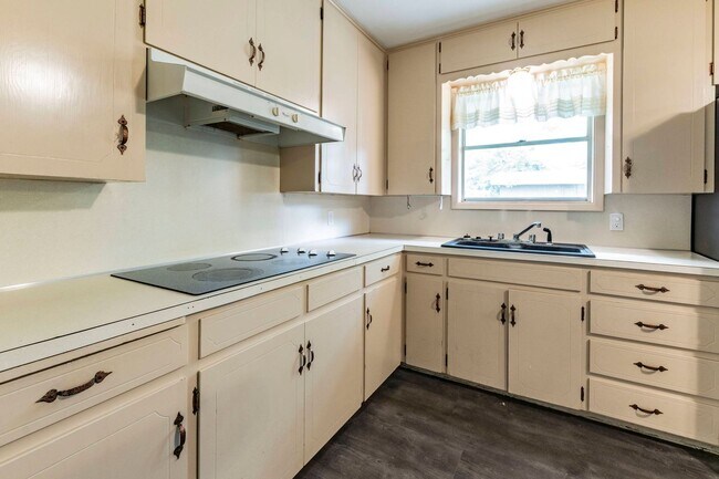 Photo - 4 Bed 3 Bath Brick Home with Fenced Yard