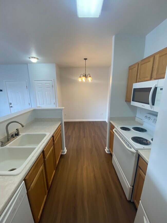 Photo - 4451 S Ammons St Unit 307
