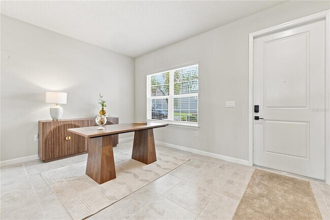 Photo - 480 Crossings Ave