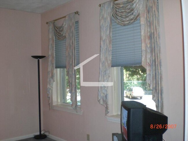 Photo - 88 Gordon St Unit 3