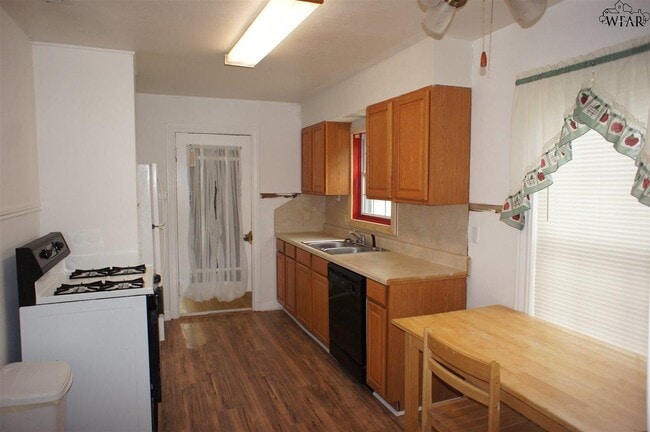 Photo - 3507 Grant St