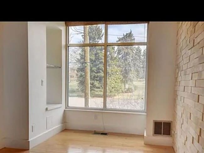 Photo - Contemporary Townhome Steps from Jefferson Park & LoHi!!