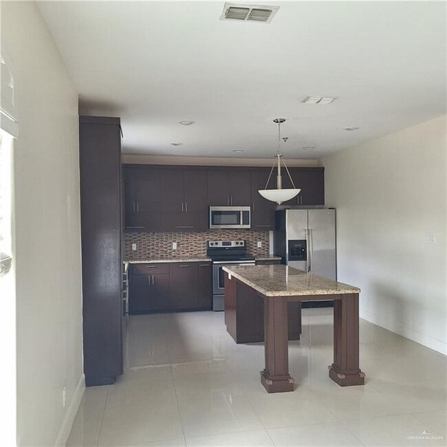 Photo - 14 Pineridge Ln Unit 4