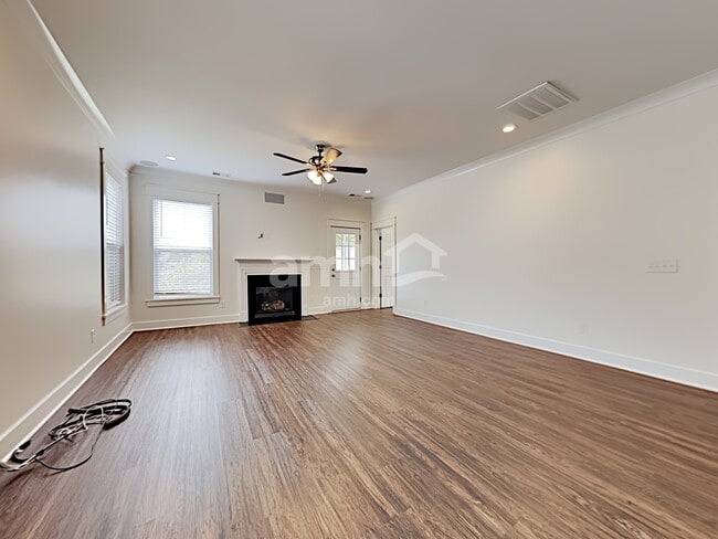 Photo - 305 Peters Creek Dr