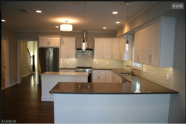 Photo - 33 Willow St