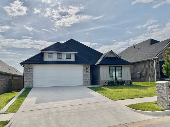 Photo - 7123 Alexander Dr