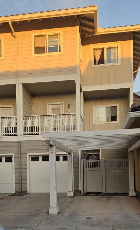 Building Photo - 510 Kunehi St