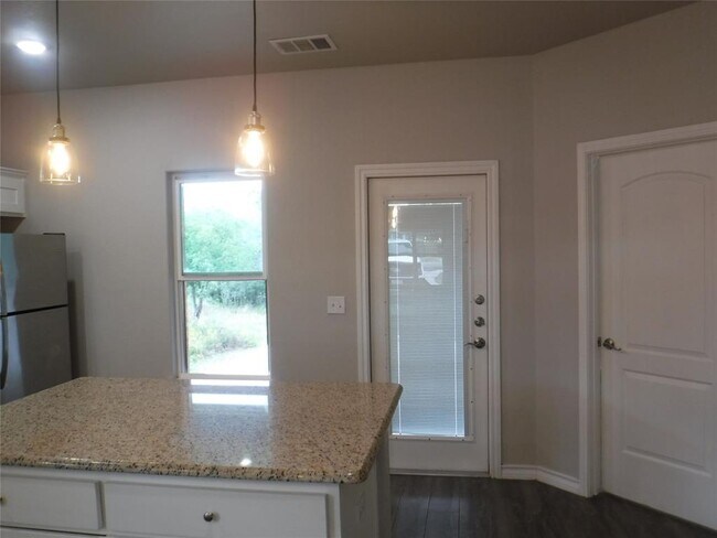 Photo - 1506 Packsaddle Trail