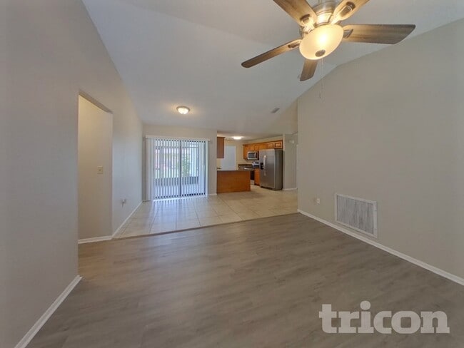 Photo - 2273 Seward Cir