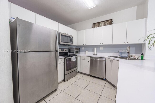 Photo - 6930 NW 179th St Unit 304-8