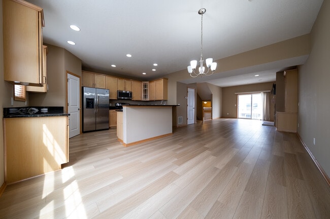 Photo - 9585 Madison Dr