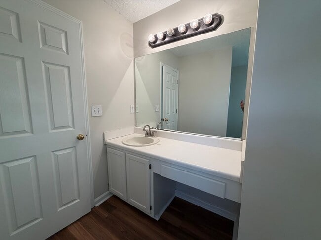 Photo - 2118 Serenity Dr NW