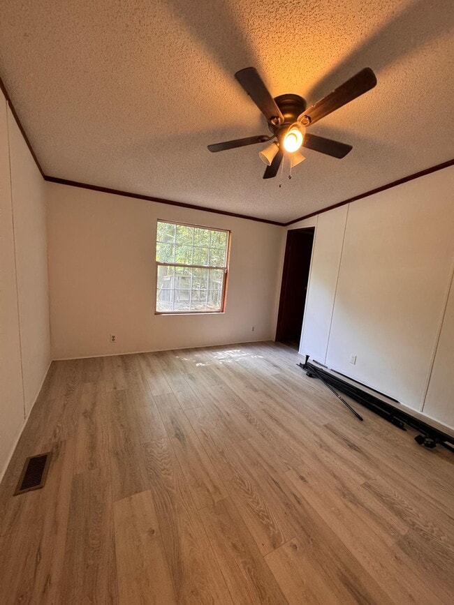 Photo - Spacious 3BR/2BA Home in Greenville – Affo...