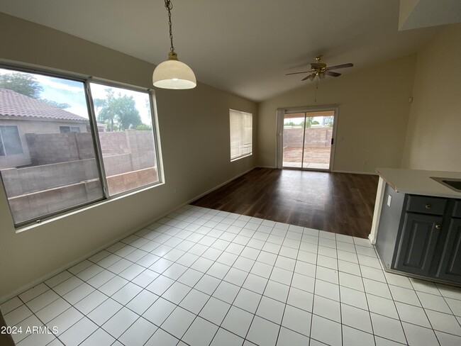 Photo - 10849 W Monterosa St