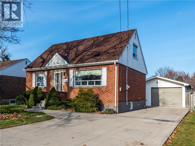 Photo - 5 Carene Ave