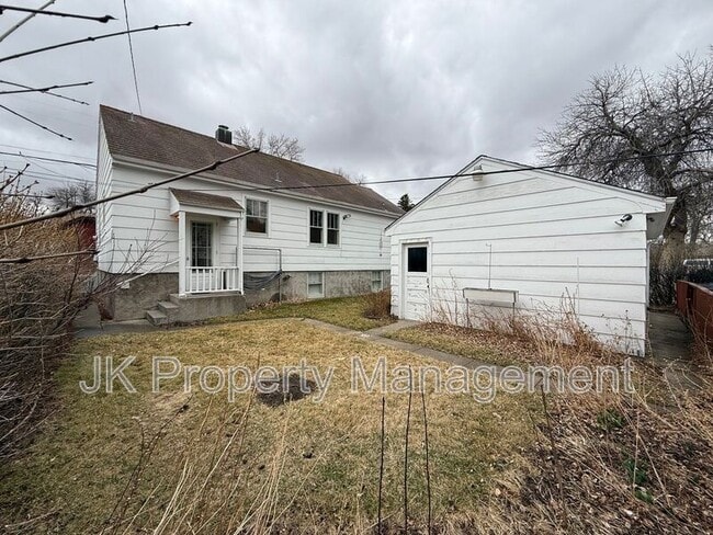 Photo - 115 16th St N