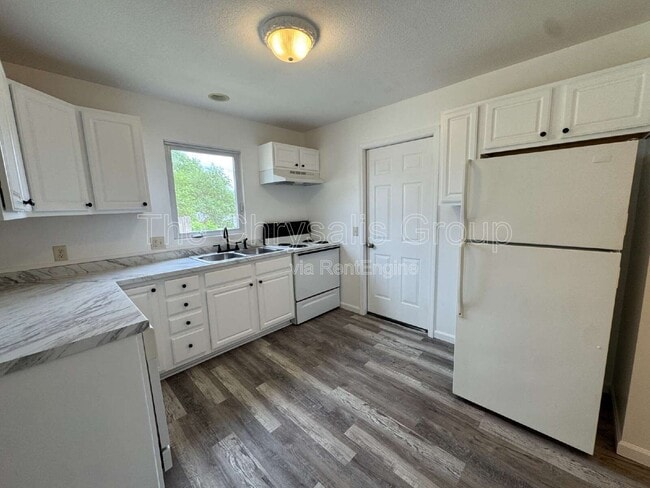 Photo - 1400 4th St