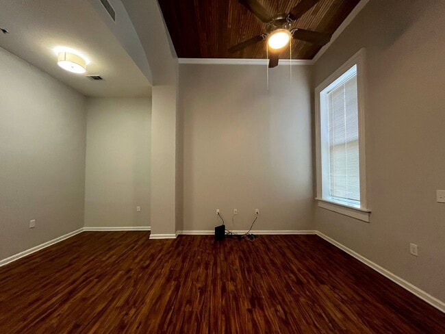Lofts at Poplar Pointe