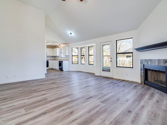 Photo - 223 Evergreen Cir
