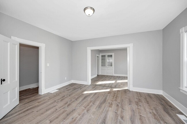 Photo - 62 W 3rd St Unit 1