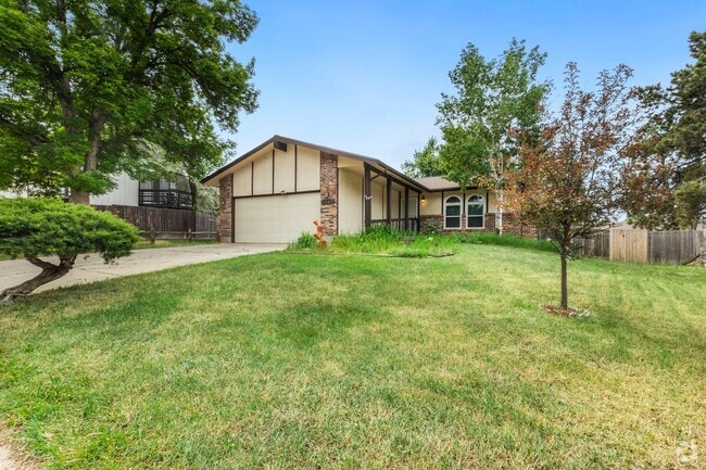 Building Photo - 3020 Avondale Dr Rental