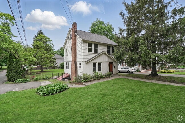 Building Photo - 46 Wooster St Rental