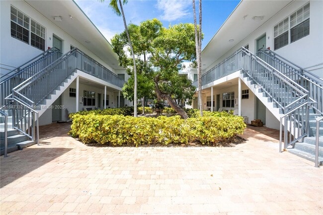Building Photo - 320 84th St Unit 7 Rental