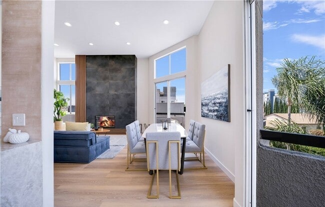 Photo - 1240 S Corning St Unit 1240