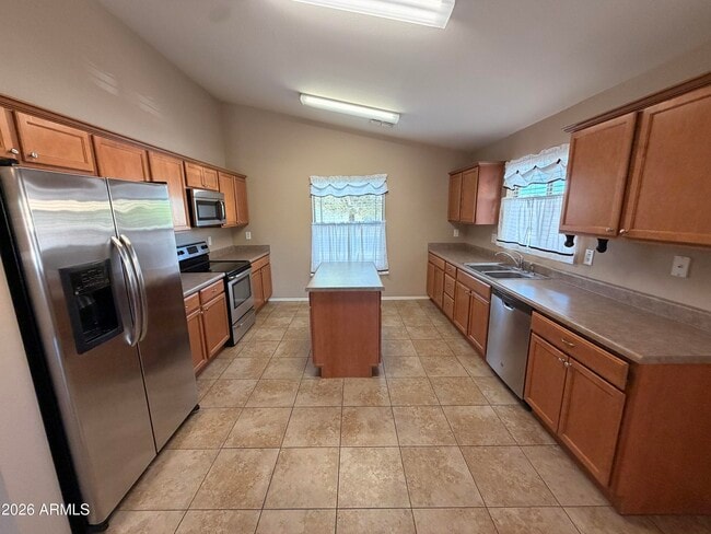 Photo - 23927 W La Salle St