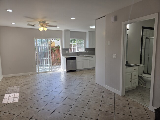 Photo - 751 S Arizona Ave