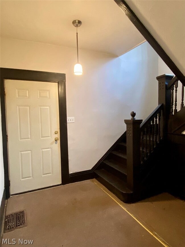 Photo - 390 Doyle St