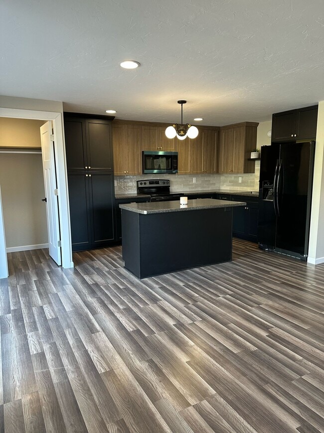 Photo - 1416 S Rebecca Ln Unit 1414 S Rebecca